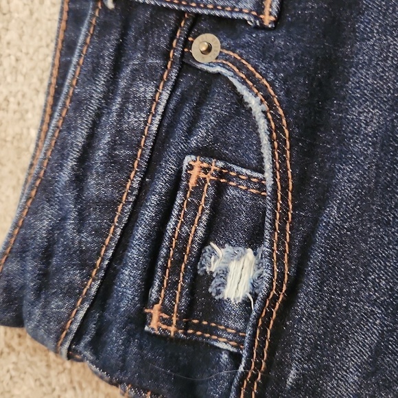 Universal Threads Shorts Size 6 Distressed Denim High Rise Shorty Shorts - Picture 10 of 10